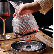 360° Rotierender Kristall-Weindekanter